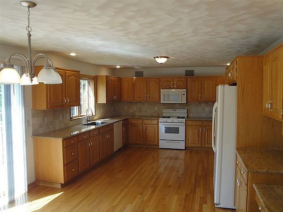 4th image of 6591 Sheffield Dr