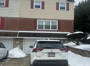 618 Artwood Dr, Philadelphia, PA 19115