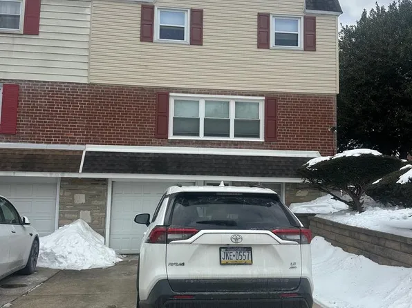 618 Artwood Dr, Philadelphia, PA 19115