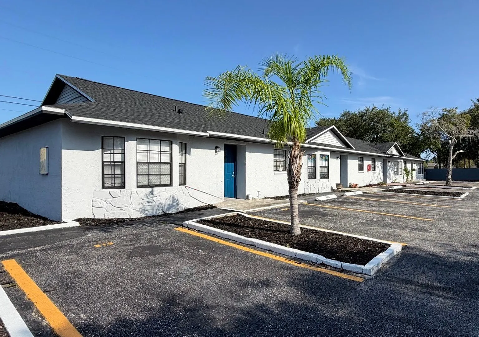 The Flats at Tarpon Springs — Photo 1