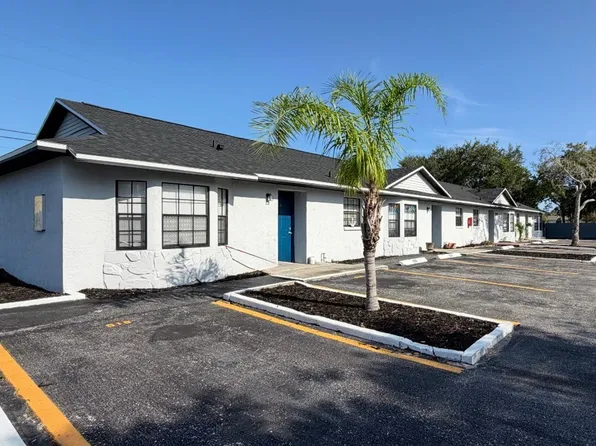 The Flats at Tarpon Springs