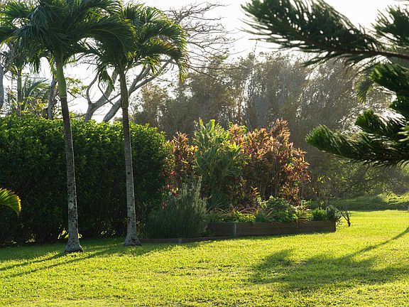 4th image of 453 N Honokala Rd