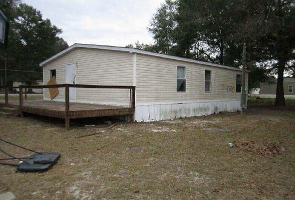 2nd image of 17 Forrest Cir