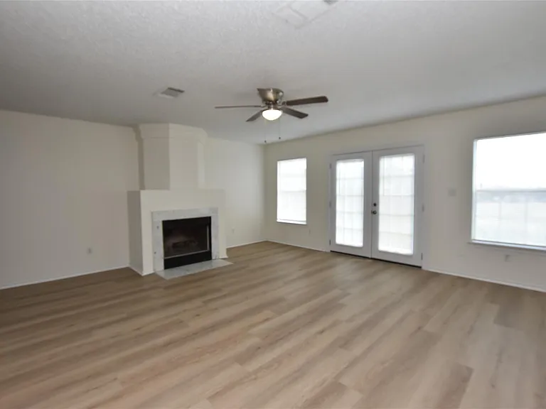 17701 Dansworth Dr — Photo 6