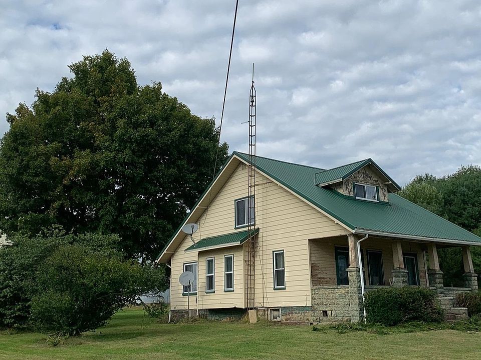 Beautiful traditional farmhouse for rent. Exterior is being painted (same color) the week that this listing is going out, expect fresh paint and a sharp look