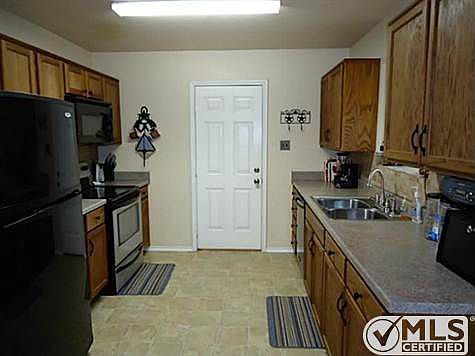3rd image of 297 N Laramie Cir