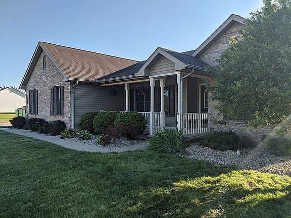 2nd image of 3606 Malibu Dr