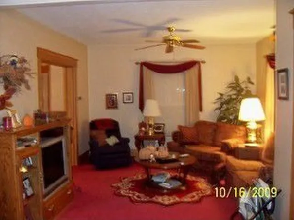 104 Jefferson St, Warren, PA 16365