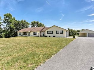 95 Barrens Valley Dr, Dillsburg, PA 17019