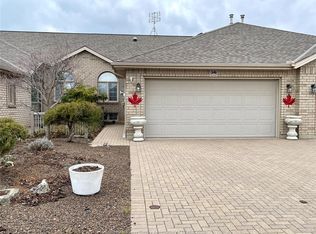 56 Queens Hill Cres, Leamington, ON