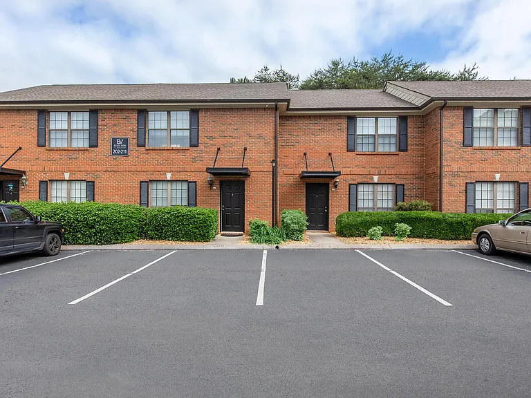 Bluff View at Northside Apartments — Photo 25