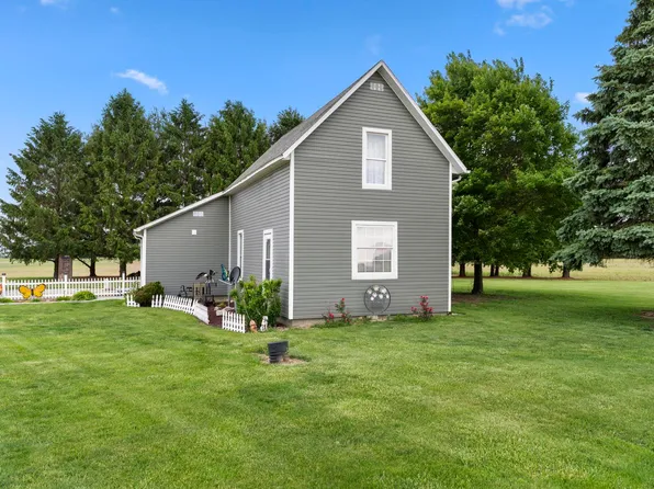 1292 S 400 E, Flora, IN 46929