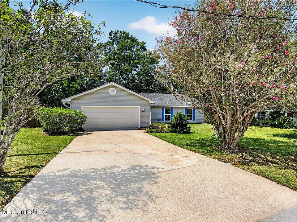 1st image of 8717 Pine Ridge Blvd