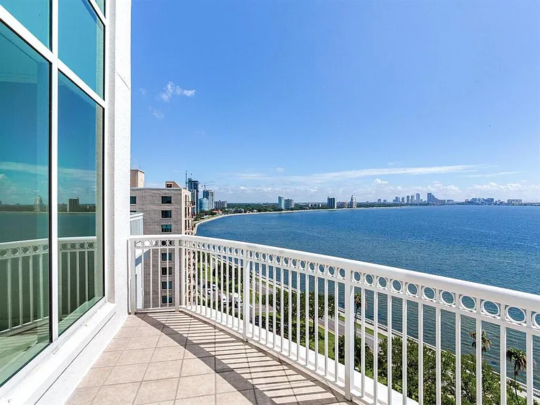 3507 Bayshore Blvd #1202 — Photo 65