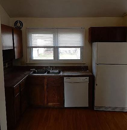 5th image of 4888 E Livingston Ave