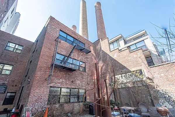 Rented by Brick&Mortar | media 26