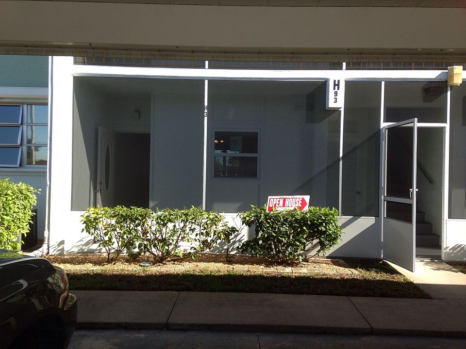 Covered Carport to Door!