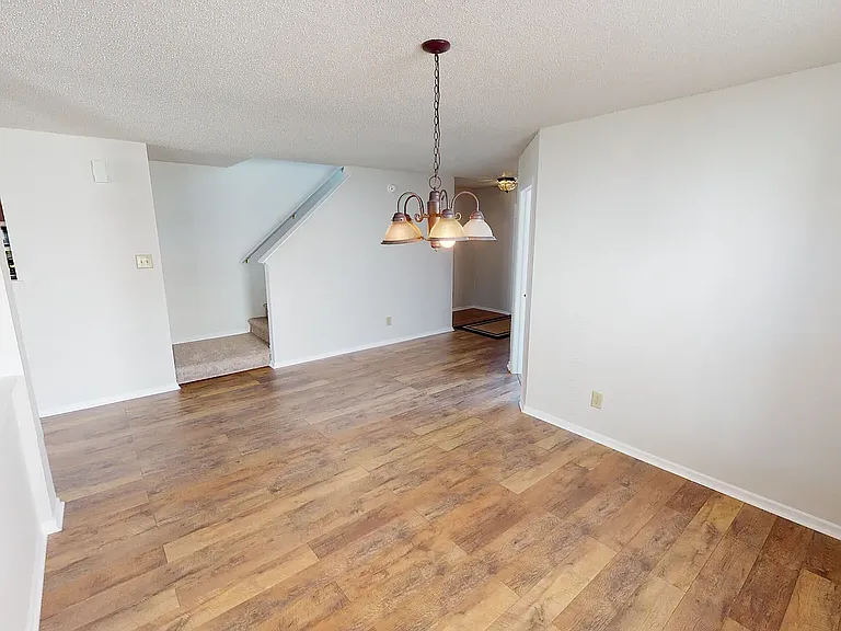15312 Beam St — Photo 5