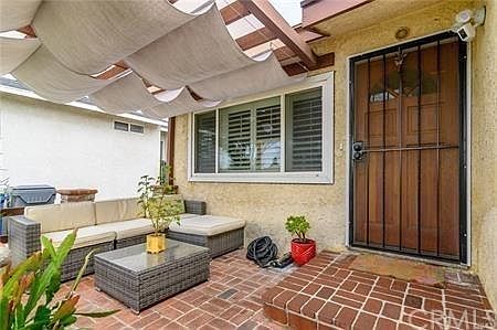3rd image of 6150 Ibbetson Ave