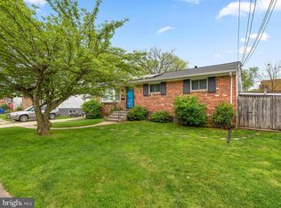 12106 Lauderdale Dr, Rockville, MD 20852