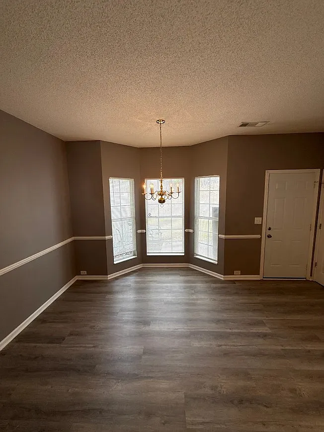 3 bed, 1428 sqft, $1,750 — Photo 4