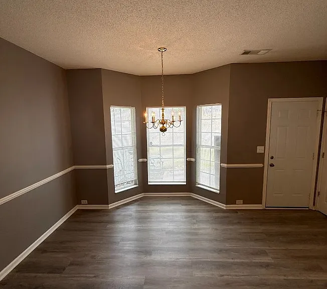 2614 Parkway Trl — Photo 4