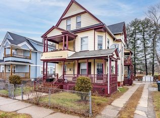 94 Monmouth St, Springfield, MA 01109