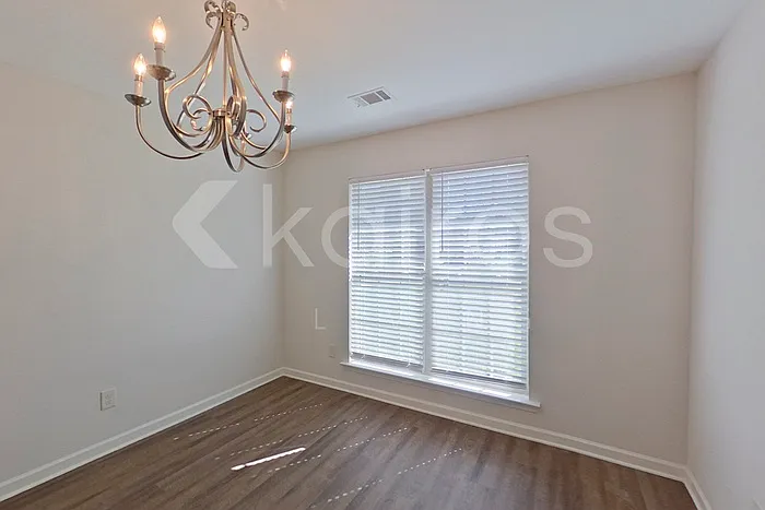 4 bed, 2.0 bath, 1857 sqft, $2,195 — Photo 3