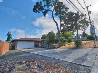 2495 Virginia Ave, North Bend, OR 97459