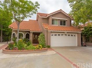 28752 Shadow Valley Ln, Saugus, CA 91390