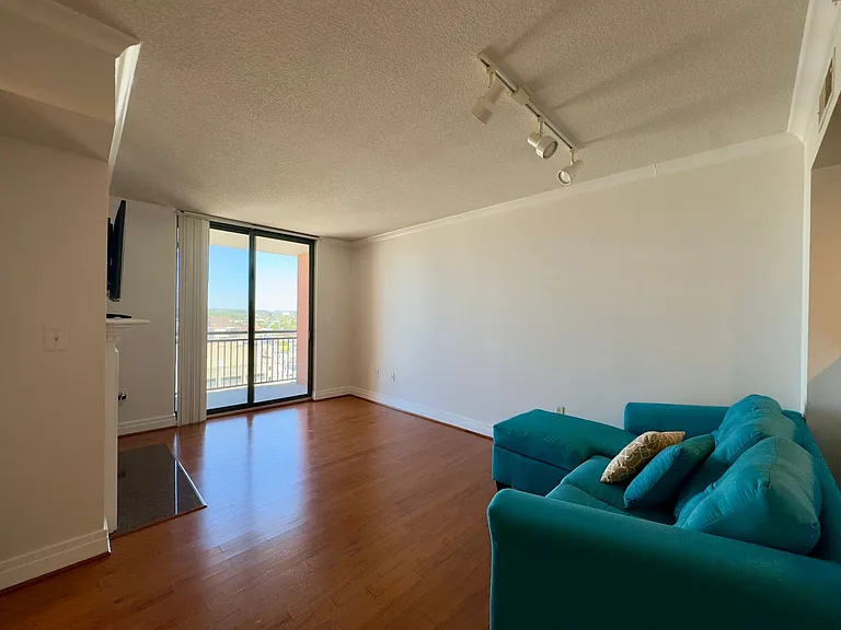 414 Water St #2306 — Photo 7