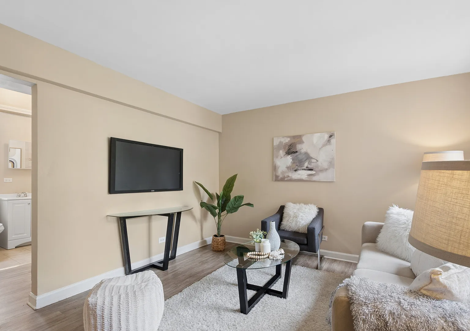 1 bed, 700 sqft, $1,650 — Photo 4