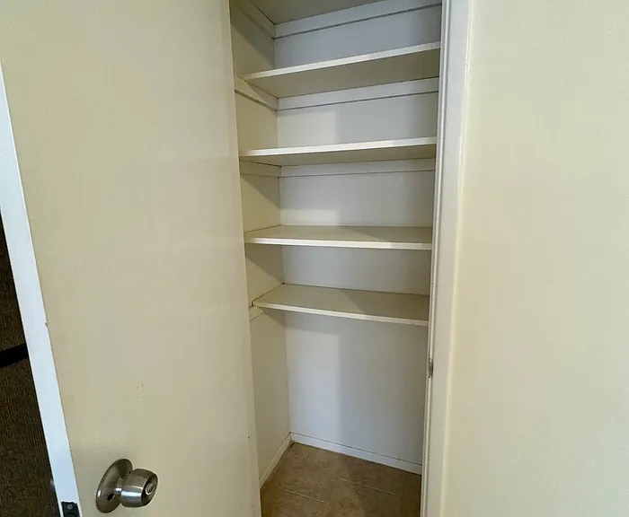5250 E Bellevue St #B — Photo 16