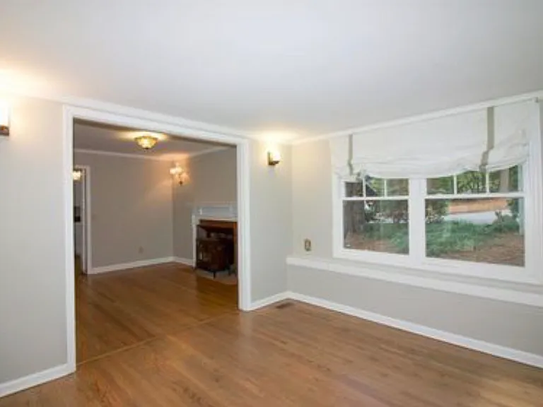 105 S Ridge St — Photo 13