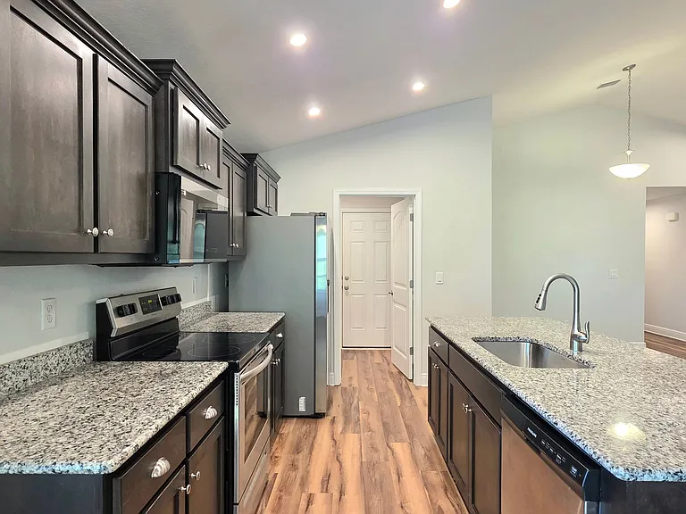 6613 Boatswain Rd — Photo 4