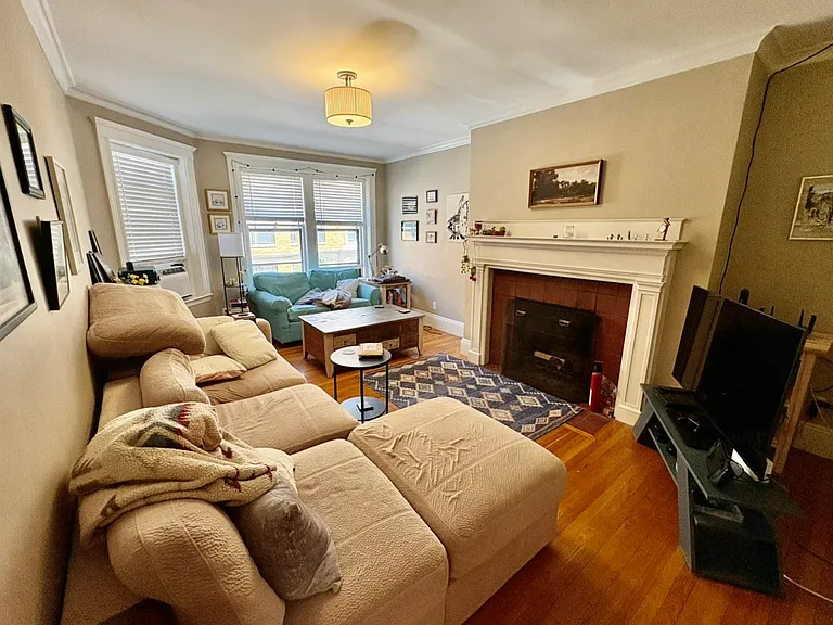 3 Newport Rd #4 — Photo 6