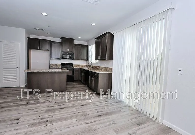 5 Oak Manor Way — Photo 17