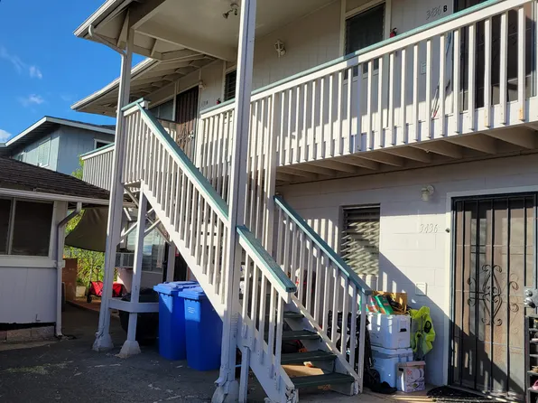 3438 Salt Lake Blvd #B, Honolulu, HI 96818