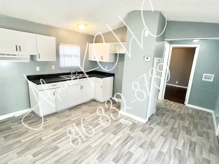 5601 SW Lakefront Ln S #28 — Photo 2