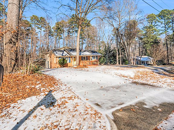 2nd image of 319 Fleming Dr