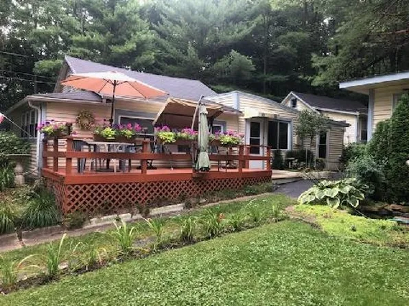 1326 River Rd, Wisconsin Dells, WI 53965