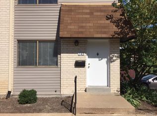 843 Portsdown Rd, Ballwin, MO