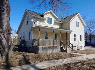 1609 Prairie St, Essexville, MI