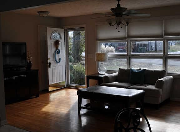 2nd image of 803 Woodland Dr