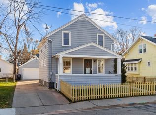 1518 N Clark St, Appleton, WI 54911