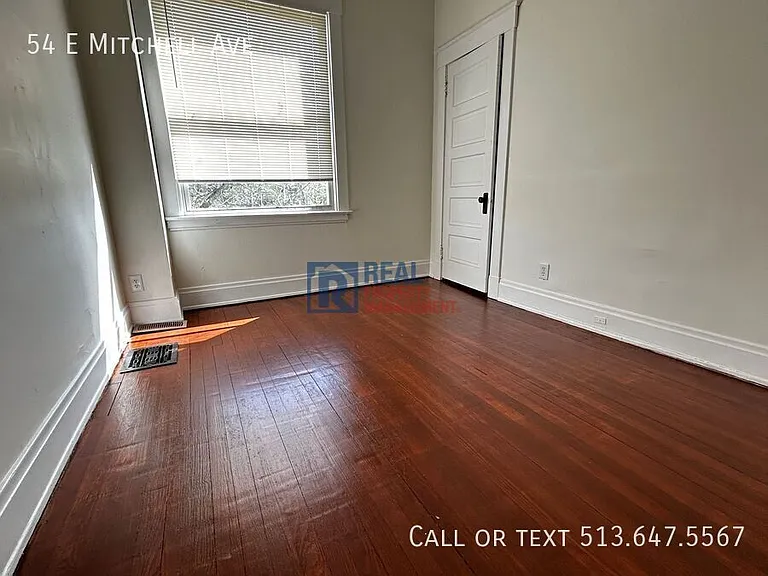 54 E Mitchell Ave — Photo 9