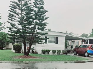 2038 Hickorywood Dr, South Daytona, FL 32119