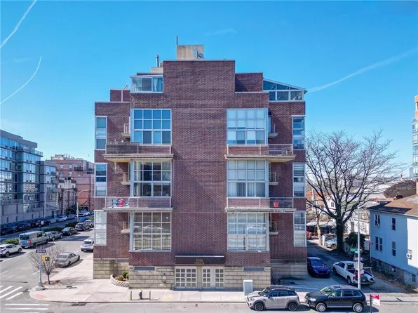 2784 E 12th St #3, Brooklyn, NY 11235