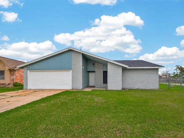 635 Coolwood Dr, Houston, TX 77013