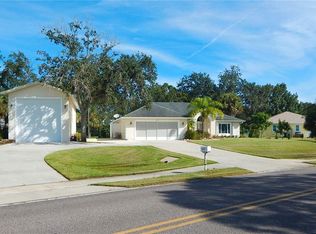 699 Periwinkle Dr, Sebastian, FL 32958